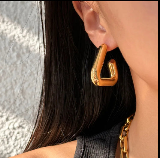 Aretes triángulo